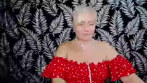 Snapshot of oliviaoskar_ chatting on 12/09/24, 03:22 Kelly online show from 12/09/24, 03:22