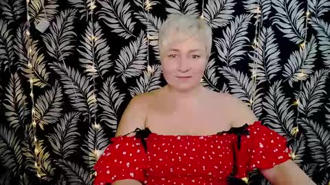 Snapshot of oliviaoskar_ chatting on 01/10/25, 12:36 Kelly online show from 01/10/25, 12:36