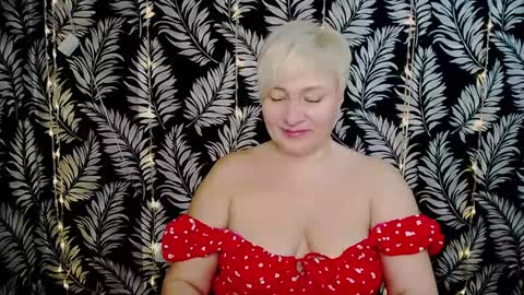 Snapshot of oliviaoskar_ chatting on 01/24/25, 12:20 Kelly online show from 01/24/25, 12:20