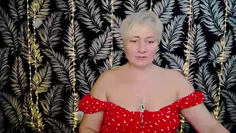 Snapshot of oliviaoskar_ chatting on 02/07/25, 11:56 Kelly online show from 02/07/25, 11:56