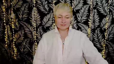 Snapshot of oliviaoskar_ chatting on 03/06/25, 03:13 Kelly online show from 03/06/25, 03:13