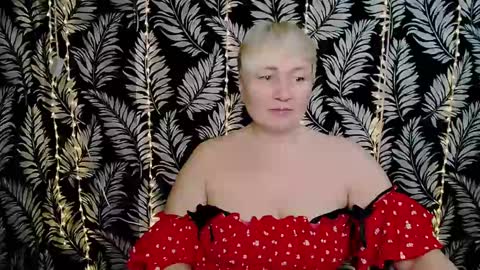 Snapshot of oliviaoskar_ chatting on 03/09/25, 03:05 Kelly online show from 03/09/25, 03:05
