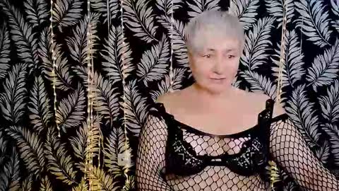 Snapshot of oliviaoskar_ chatting on 09/18/25, 11:34 Kelly online show from 09/18/25, 11:34