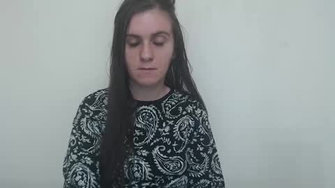 Snapshot of oliviasager chatting on 01/29/25, 01:37 Mistress Olivia online show from 01/29/25, 01:37