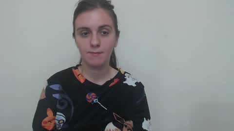 Snapshot of oliviasager chatting on 02/04/25, 02:07 Mistress Olivia online show from 02/04/25, 02:07