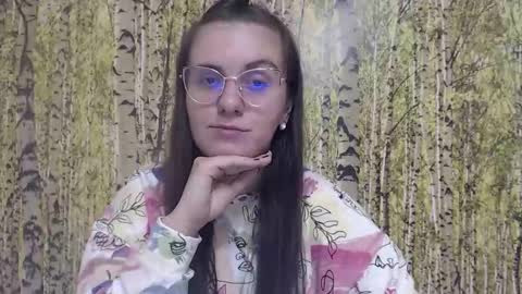 Snapshot of oliviasager chatting on 09/09/25, 08:30 Mistress Olivia online show from 09/09/25, 08:30