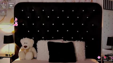 Olivia online show from 01/07/25, 07:52