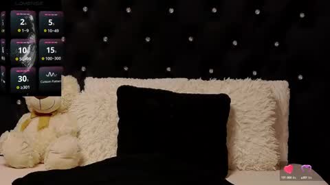 Olivia online show from 02/28/25, 05:26