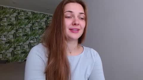 Olivia online show from 10/17/25, 04:48