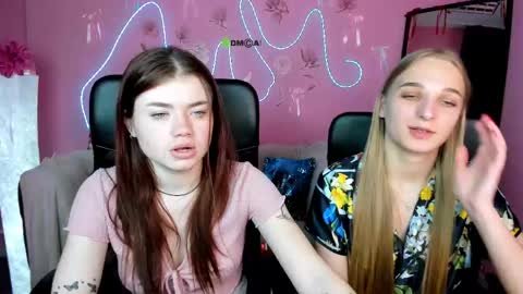 Ollivia online show from 04/25/26, 01:41