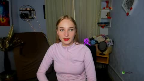 Ollivia online show from 04/27/26, 12:25