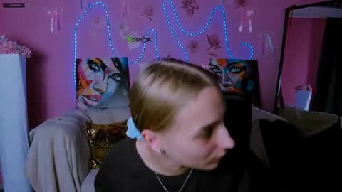 Snapshot of ollivia_dream chatting on 05/19/26, 05:47 Ollivia online show from 05/19/26, 05:47