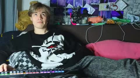 Tony online show from 02/03/25, 07:52