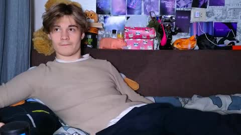 Tony online show from 03/03/25, 08:32