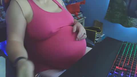 Snapshot of olorlando321 chatting on 02/21/26, 05:47 Dani Pregna online show from 02/21/26, 05:47