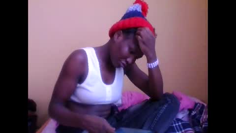 olwami3 online show from 09/21/25, 12:40
