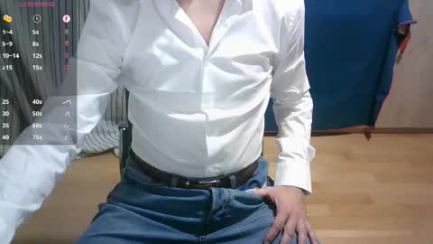 Snapshot of omar87ram chatting on 11/22/25, 01:37 Omar online show from 11/22/25, 01:37