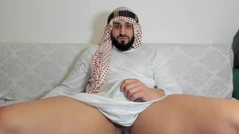 Snapshot of omar_xoxo chatting on 02/05/25, 07:07 Omar online show from 02/05/25, 07:07