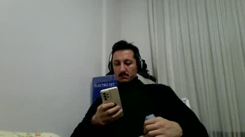 Snapshot of omercock1 chatting on 12/17/24, 09:49 omy pm me online show from 12/17/24, 09:49