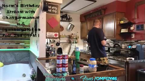 Snapshot of omfgy chatting on 01/20/25, 10:59 Norm online show from 01/20/25, 10:59