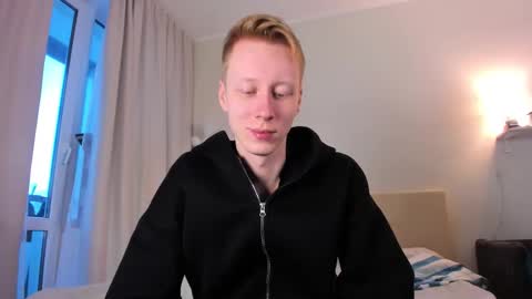 Snapshot of omg_pie chatting on 11/16/25, 06:52 Mars online show from 11/16/25, 06:52