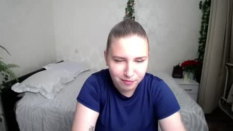 Snapshot of omg_sosexy_i chatting on 07/07/26, 09:13 omg_sosexy_i online show from 07/07/26, 09:13