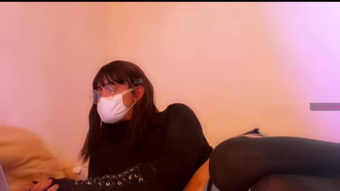 amy 3 online show from 09/21/25, 10:11