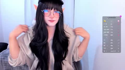 Omori Chan   online show from 12/16/25, 02:55