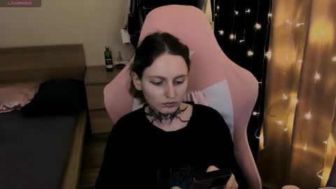 on_yxxx online show from 10/23/25, 09:13