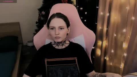 Snapshot of on_yxxx chatting on 01/11/26, 05:18 on_yxxx online show from 01/11/26, 05:18