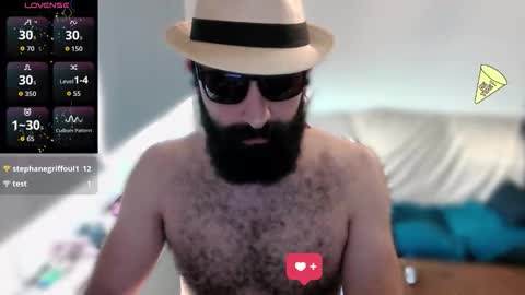 Snapshot of ona_nisme chatting on 09/19/25, 05:02 ona nisme online show from 09/19/25, 05:02