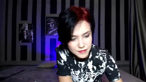 onaloon online show from 09/11/25, 01:39