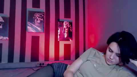 Snapshot of onaloon chatting on 03/10/26, 02:49 onaloon online show from 03/10/26, 02:49