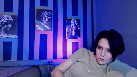 Snapshot of onaloon chatting on 03/12/26, 04:18 onaloon online show from 03/12/26, 04:18