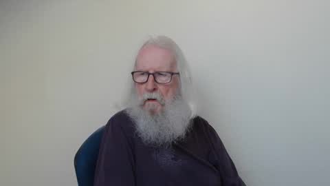 Snapshot of onanister chatting on 04/26/26, 05:05 Somewhere over the rainbow online show from 04/26/26, 05:05