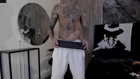     ... online show from 11/17/25, 03:45