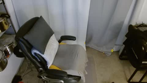 Snapshot of ondoko1234 chatting on 09/15/25, 01:33 ondoko1234 online show from 09/15/25, 01:33