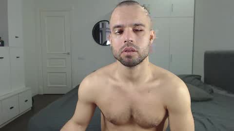 onebestlover online show from 02/11/25, 09:31