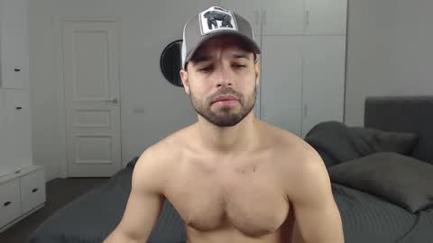 onebestlover online show from 02/26/25, 08:48