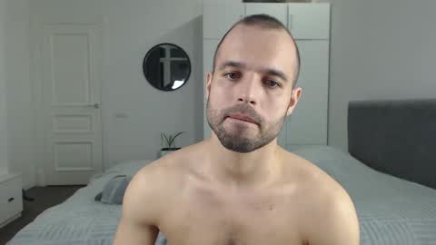 onebestlover online show from 03/08/25, 07:20