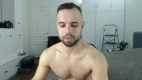 onebestlover online show from 04/24/26, 08:39