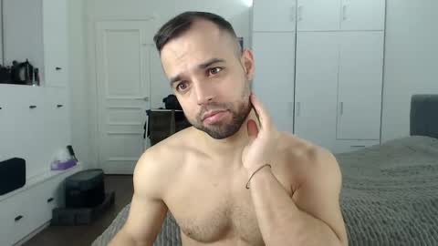 onebestlover online show from 04/28/26, 07:35