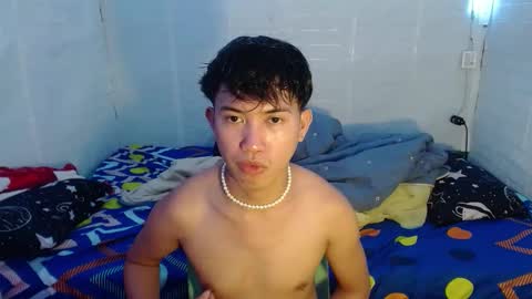 Snapshot of onebigloadxxx chatting on 12/20/25, 04:25 Wyn Will serve you and be your slave online show from 12/20/25, 04:25