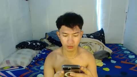 Snapshot of onebigloadxxx chatting on 01/15/26, 11:37 Wyn Will serve you and be your slave online show from 01/15/26, 11:37