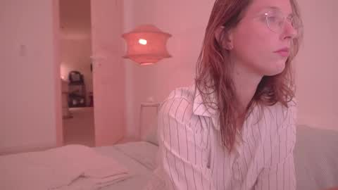 Snapshot of onelittlemermaid chatting on 10/04/25, 09:57 Ariel online show from 10/04/25, 09:57