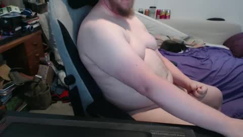 Snapshot of oneman1985 chatting on 12/14/25, 10:47 oneman1985 online show from 12/14/25, 10:47