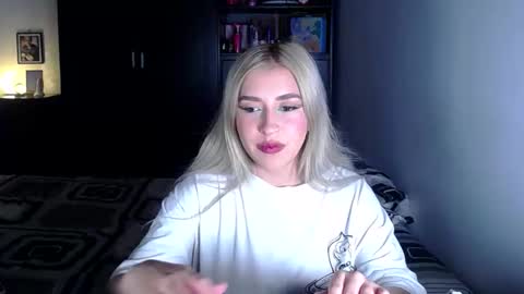 Snapshot of onemore_cum chatting on 02/05/26, 07:46 YIN MIGUEL online show from 02/05/26, 07:46