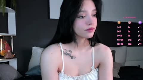 Snapshot of onemoreecall chatting on 01/30/25, 01:53 Lexi online show from 01/30/25, 01:53