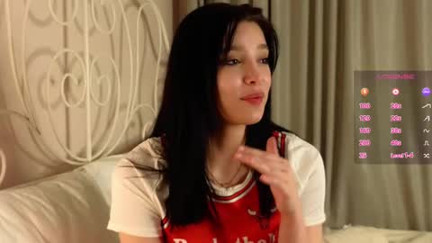 Snapshot of onemoreecall chatting on 02/10/25, 03:32 Lexi online show from 02/10/25, 03:32