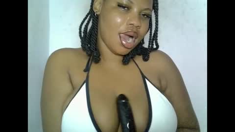 Snapshot of oneofdbestchubbygaloncb chatting on 06/28/26, 04:40 oneofdbestchubbygaloncb online show from 06/28/26, 04:40